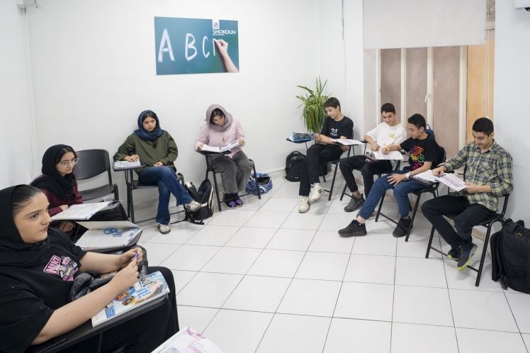  بررسی تخصصی دوره‌های تخصصی زبان ویژه کودکان، نوجوانان و بزرگسالان در شکوه شریعتی